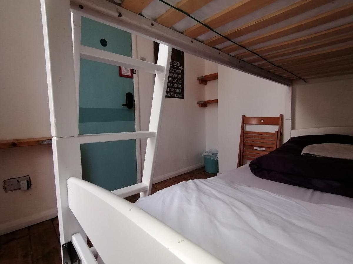 Seadragon Backpackers Albergue Brighton Exterior foto